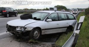 Bautzen: Schutzplanke rettet Opel-Fahrer möglicherweise das Leben