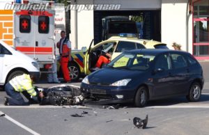 Preuschwitz: Motorrad kracht in Kleinwagen