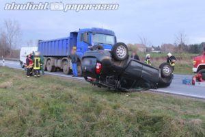 Salzenforst: Zusammenstoß, Überschlag und Auffahrunfall