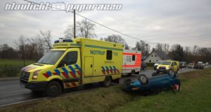 Niedergurig: Suzuki landet nach Unfall auf dem Dach