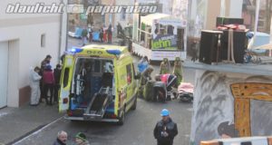 Wittichenau: Junge Frau stürzt von Faschingswagen und verletzt sich schwer