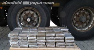 Bautzen: Polizei findet 100 Kilo Haschisch in LKW!