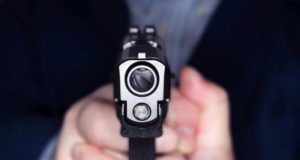 Hoyerswerda: Mann wird angeschossen und ausgeraubt