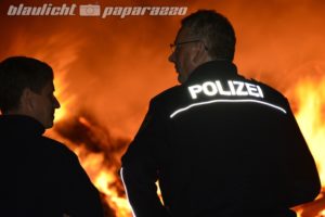 Hexenhaufen brennt in Schiedel