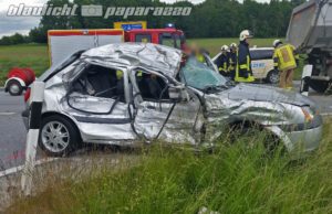 Salzenforst: Laster kracht gegen abbiegendes Auto