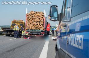 Ottendorf-Okrilla: Motorrad kracht in Stauende – Biker stirbt