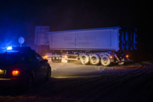 Schneechaos auf Sachsens Straßen