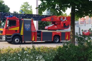 PM 063-2017 Drehleiter in Karlsruhe