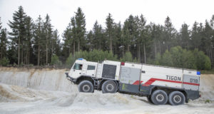 Feuerwehr extrem – Rosenbauer präsentiert den neuen TIGON