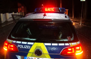 Spiegelglatte Straßen durch Eisregen in Pulsnitz