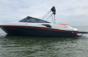 Motorboot samt Trailer gestohlen