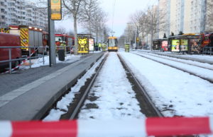 Mann (32) von Straßenbahn erfasst: tot