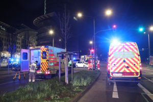 Dresden – PKW kollidiert mit Rettungswagen: 1 Person leicht verletzt