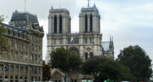 Notre-Dame in Flammen! Großbrand in Paris!