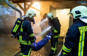 Feuerwehrübung in Bernsdorfer Bauhof
