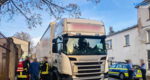 Mitten am Tag: Dreiste Diesel-Diebe zapfen LKW-Tank leer