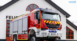 Feuerwehr Burkau stellt nagelneues TLF 4.000 in Dienst