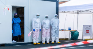 Drive-In für Corona-Tests in Dresden eingerichtet