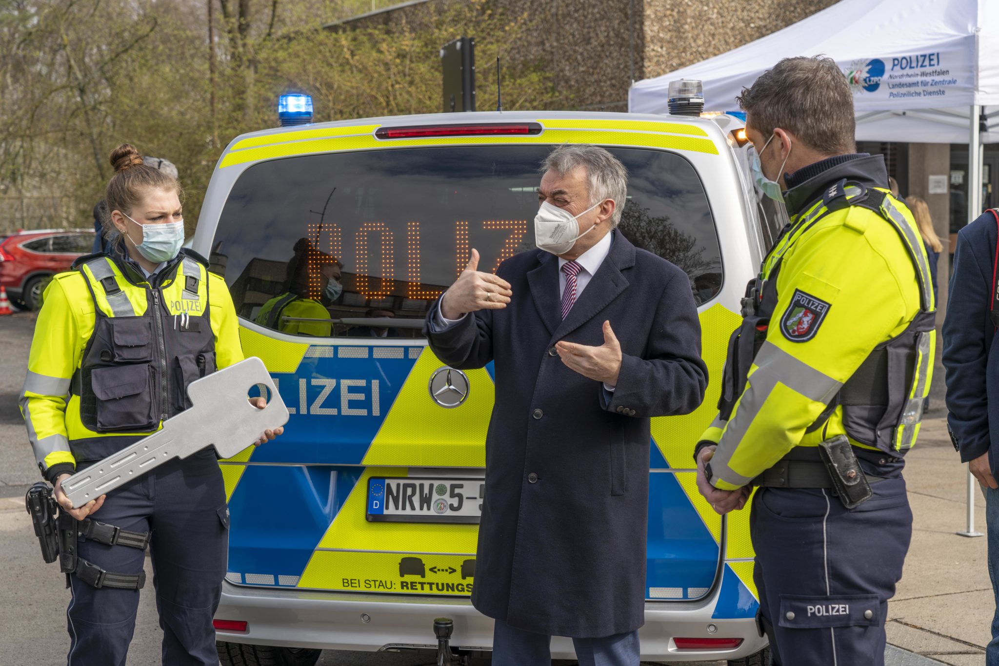 Polizei NRW Erhält 180 Neue Einsatzfahrzeuge | Blaulicht-Magazin.net