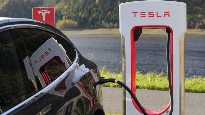 tesla-1738969_1920