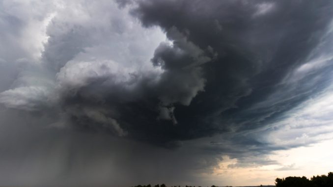 storm-gbf38f1e28_1920