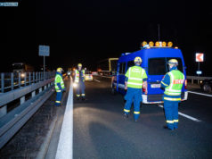 Weihnachtsverkehr: THW auf der Autobahn im Einsatz