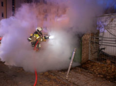 Silvesternacht in Dresden: Feuerwehr und THW im Dauereinsatz