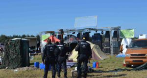 Polizist bei Räumung von illegalem Techno-Event schwer verletzt