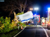 Transporter gegen Baum: 35-jähriger Mann stirbt auf S100 bei Kamenz