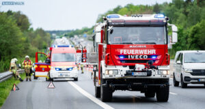 A4 bei Ohorn: Reisebus defekt – Diesel ausgetreten