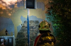 Dramatischer Brand: Bewohner fliehen über Bettlaken aus Fenster