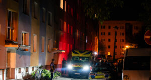 Schüsse im Wohngebiet: Polizei feuert auf Mann in Radeberg