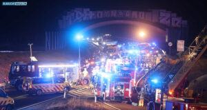 Tragödie an Weihnachten: Zwei Todesopfer bei schwerem Unfall nahe Leppersdorf