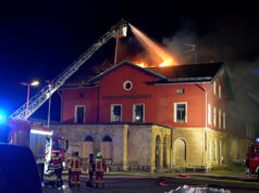 Nach Brand in Bahnhof: Polizei ermittelt zur Brandursache