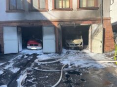 Brand im Feuerwehrhaus – zwei Fahrzeuge und Schutzausrüstung zerstört