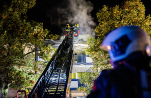Feuer im vierten Stock: Wohnungsbrand in Hoyerswerda