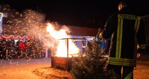 Weihnachtsbaumverbrennen am Samstag in Pulsnitz